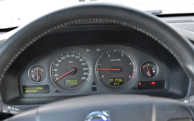 Volvo XC 70 cena 33900 przebieg: 286602, rok produkcji 2005 z Płock małe 466
